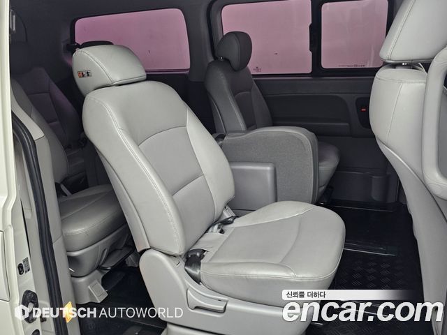 Hyundai Grand Starex Wagon 12-Seater Modern 2018 — фото 16