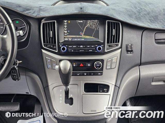 Hyundai Grand Starex Wagon 12-Seater Modern 2018 — фото 18