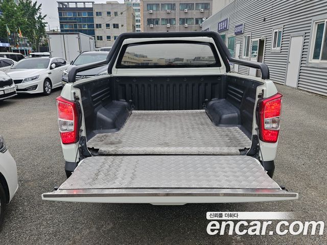 KG Mobility (SsangYong) Rexton Sports Khan Diesel 2.2 4WD Dynamic Edition (5-Link) 2021 — фото 19
