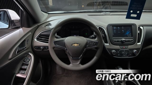 Chevrolet Malibu 1.5 Turbo LS Deluxe 2017 — фото 14
