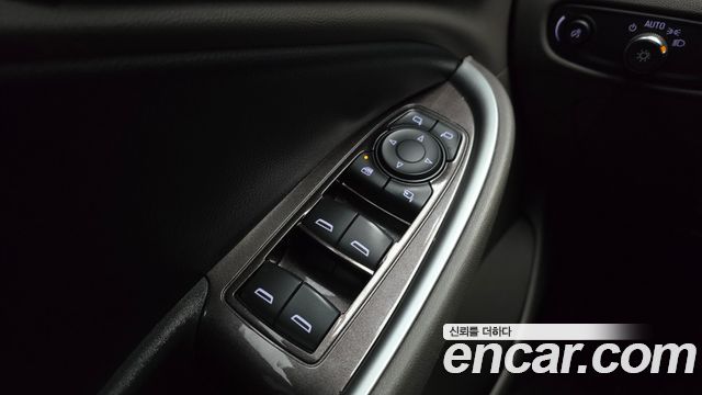 Chevrolet Malibu 1.5 Turbo LS Deluxe 2017 — фото 18