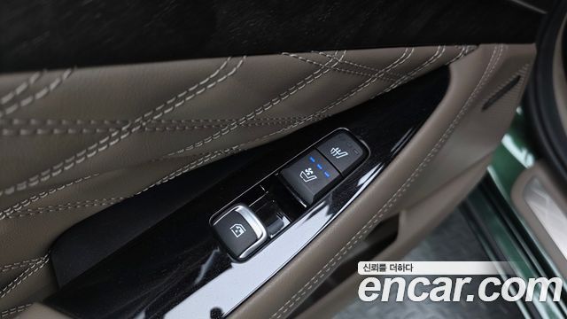 Kia K8 2.5 Gasoline 2WD Signature 2022 — фото 30
