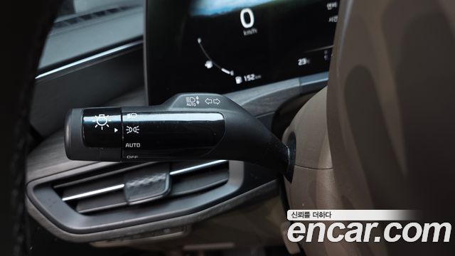 Kia K8 2.5 Gasoline 2WD Signature 2022 — фото 37