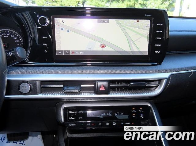 Kia K5 (III) 2.0 Trendy 2022 — фото 17