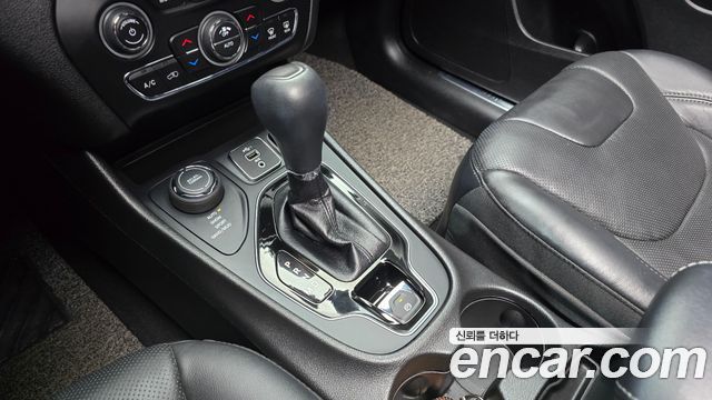 Jeep Cherokee (KL) 2.4 Limited AWD 2020 — фото 9