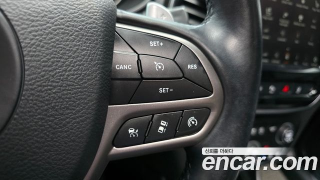 Jeep Cherokee (KL) 2.4 Limited AWD 2020 — фото 18