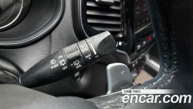Jeep Cherokee (KL) 2.4 Limited AWD 2020 — фото 32