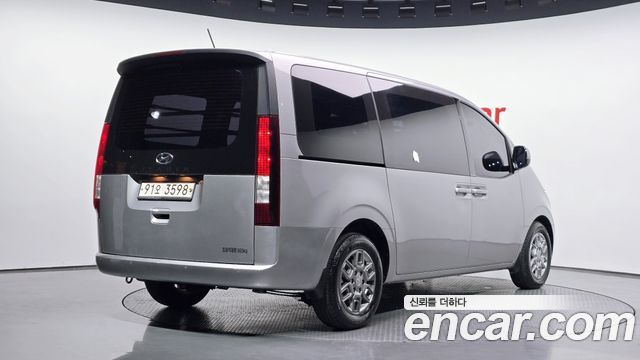 Hyundai Staria Cargo 3-Seater Modern 2022 — фото 2