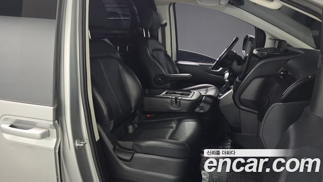 Hyundai Staria Cargo 3-Seater Modern 2022 — фото 11
