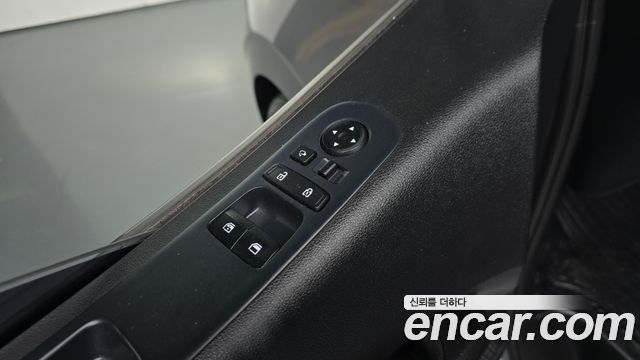 Hyundai Staria Cargo 3-Seater Modern 2022 — фото 15