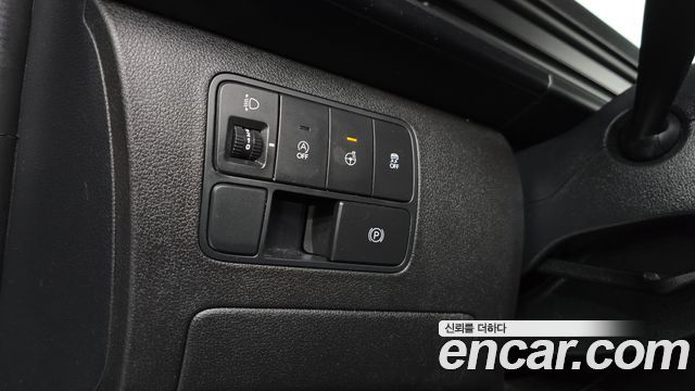 Hyundai Staria Cargo 3-Seater Modern 2022 — фото 16