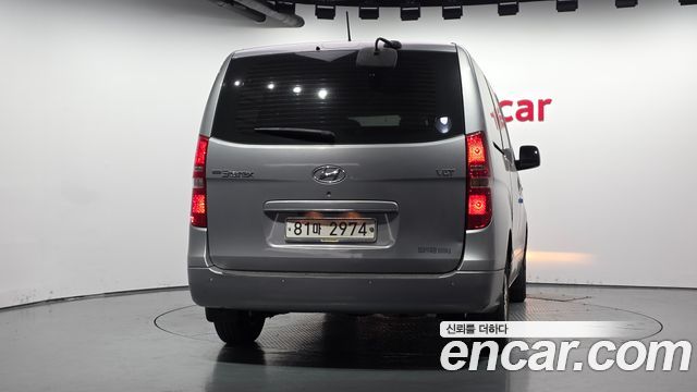Hyundai Grand Starex 5-Seater VAN Modern 2017 — фото 4