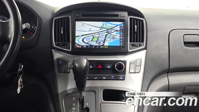 Hyundai Grand Starex 5-Seater VAN Modern 2017 — фото 17