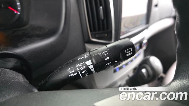 Hyundai Grand Starex 5-Seater VAN Modern 2017 — фото 21