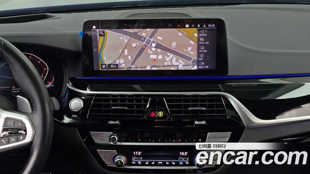 BMW 5 Series (G30) 530i M Sport Package 2021 — фото 16