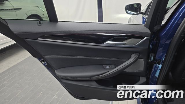 BMW 5 Series (G30) 530i M Sport Package 2021 — фото 31