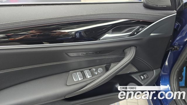 BMW 5 Series (G30) 530i M Sport Package 2021 — фото 34