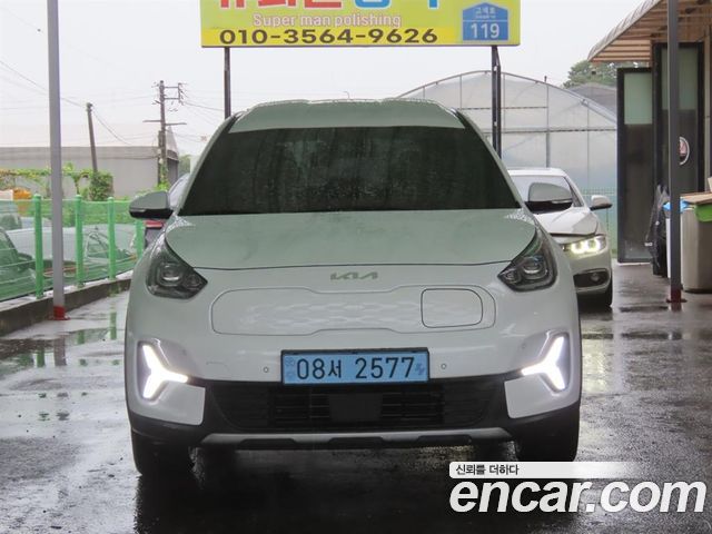 Kia Niro Plus Earth 2024 — фото 2