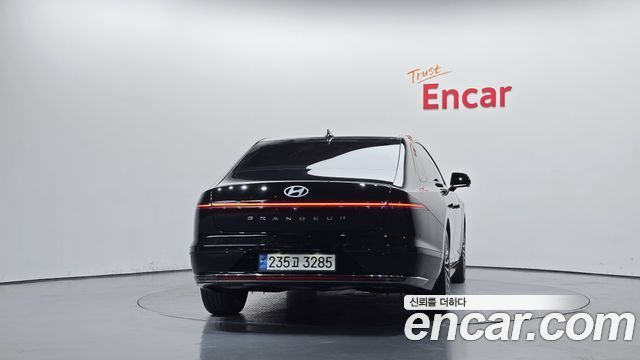 Hyundai Grandeur (GN7) 3.5 Gasoline 2WD Calligraphy 2023 — фото 4