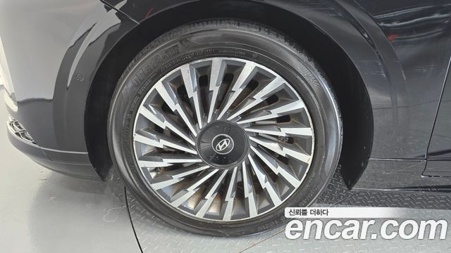 Hyundai Grandeur (GN7) 3.5 Gasoline 2WD Calligraphy 2023 — фото 5