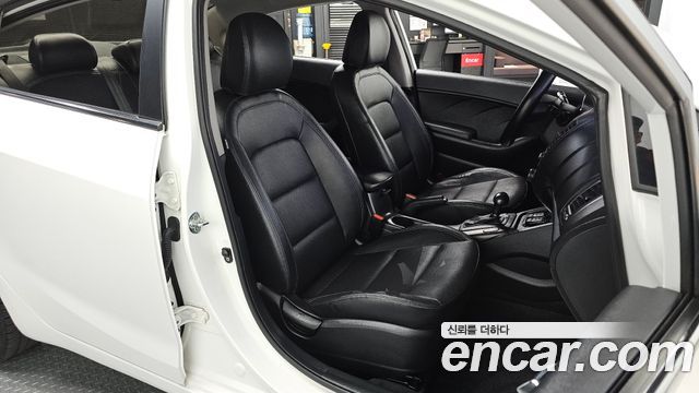Kia K3 Diesel Prestige 2015 — фото 11