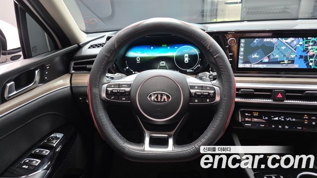 Kia K5 (III) 1.6 Turbo Signature 2020 — фото 13