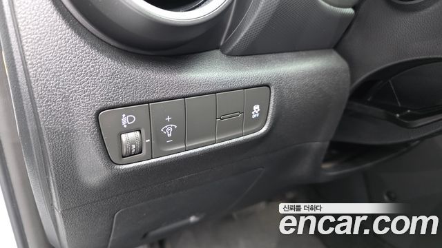 Hyundai Kona Diesel 1.6 2WD Modern 2019 — фото 27