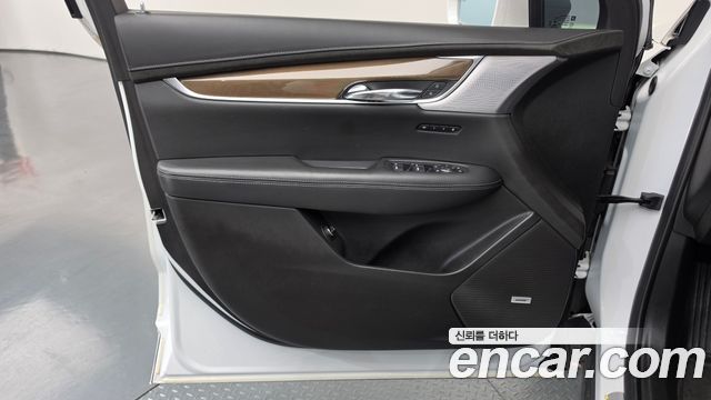 Cadillac XT6 3.6 Sport 2020 — фото 24