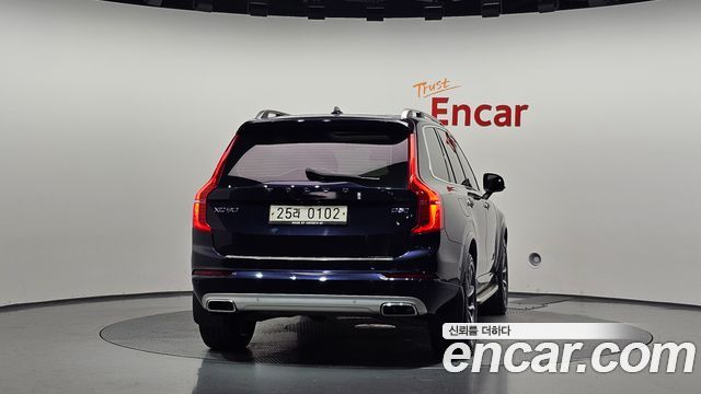 Volvo XC90 (II) D5 Momentum 2017 — фото 4
