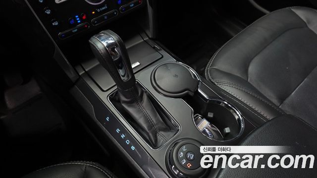 Ford Explorer 2.3 Limited 4WD 5th 2017 — фото 9