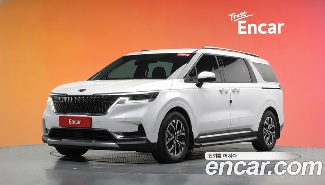 Kia Carnival (IV) Gasoline 9-Seater Signature