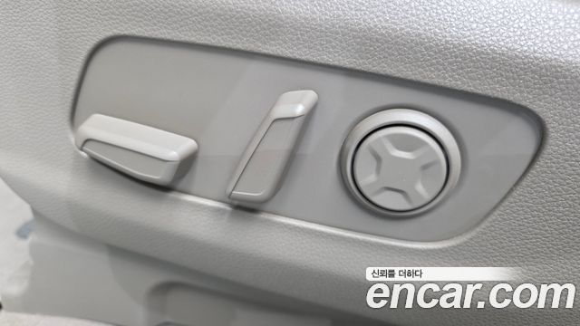 Kia Carnival (IV) Gasoline 9-Seater Signature 2021 — фото 32