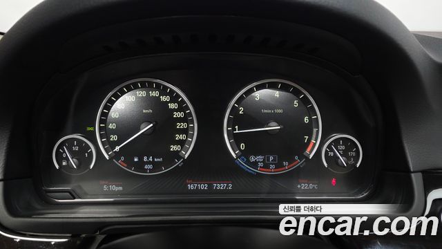 BMW 5 Series (F10) 528i xDrive 2013 — фото 8