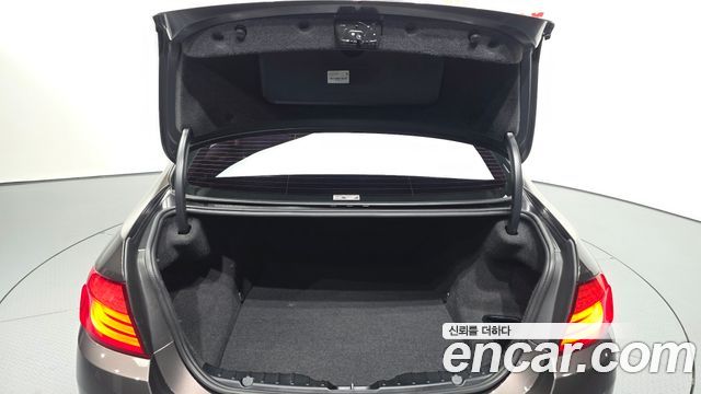 BMW 5 Series (F10) 528i xDrive 2013 — фото 20