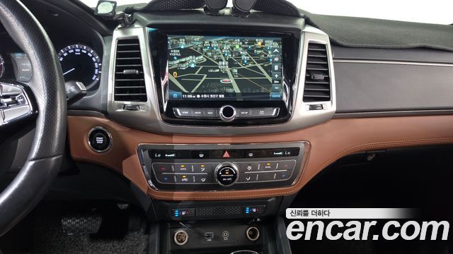 KG Mobility (SsangYong) Rexton Sports Diesel 2.2 4WD Noblesse 2019 — фото 18