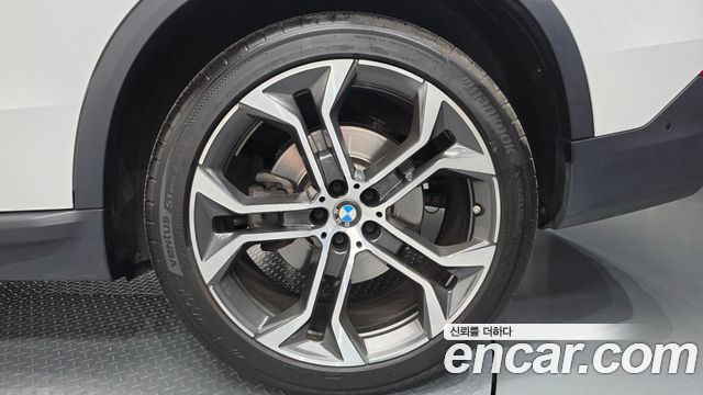 BMW X5 (G05) xDrive 30d xLine 2022 — фото 21