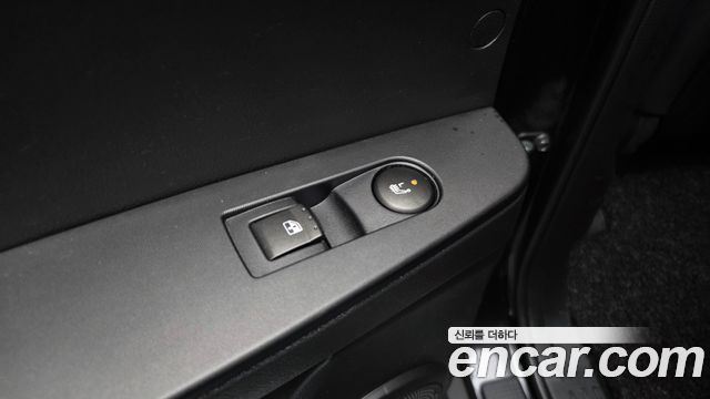 KG Mobility (SsangYong) Korando Sport 2.2 CX5 2WD CLUB 2018 — фото 19