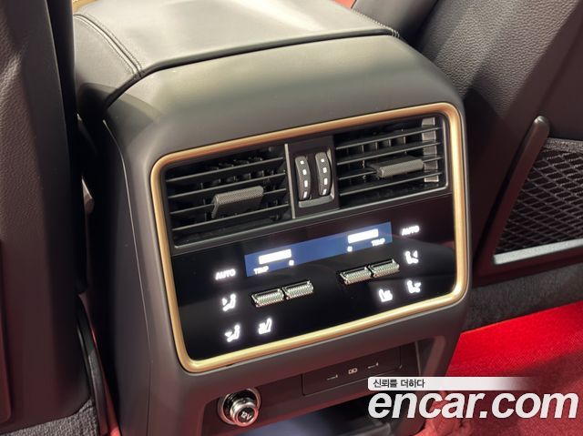 Porsche Cayenne (PO536) 4.0 GTS Coupe 2025 — фото 23