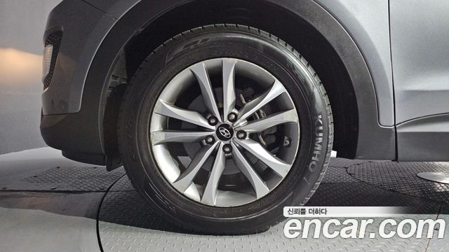 Hyundai Santa Fe (DM) Diesel(e-VGT) 2.0 2WD Morden 2015 — фото 5