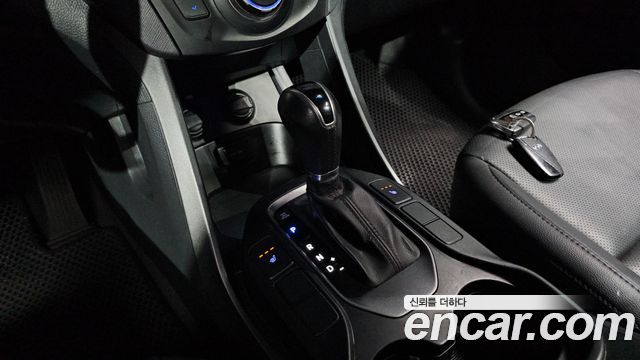 Hyundai Santa Fe (DM) Diesel(e-VGT) 2.0 2WD Morden 2015 — фото 9
