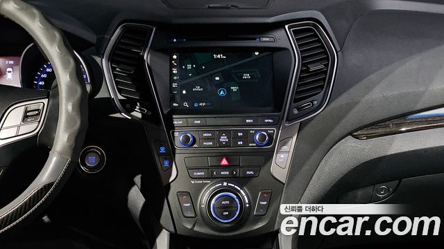 Hyundai Santa Fe (DM) Diesel(e-VGT) 2.0 2WD Morden 2015 — фото 13