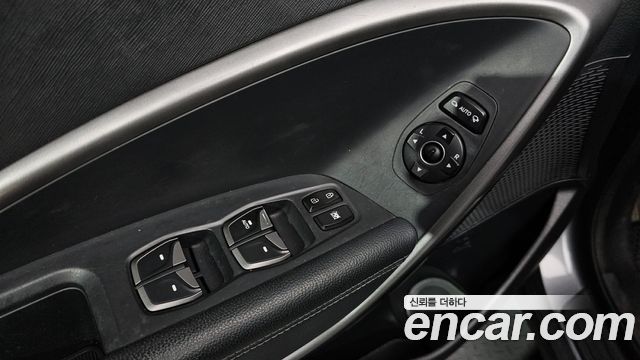 Hyundai Santa Fe (DM) Diesel(e-VGT) 2.0 2WD Morden 2015 — фото 16