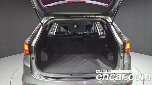 Hyundai Santa Fe (DM) Diesel(e-VGT) 2.0 2WD Morden 2015 — фото 20