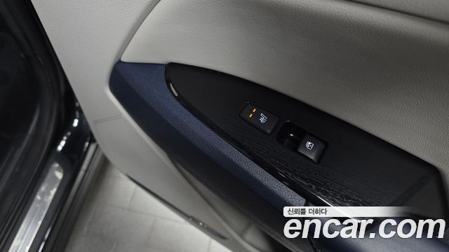 Kia Sportage Hybrid (V) Signature 2WD 2023 — фото 31