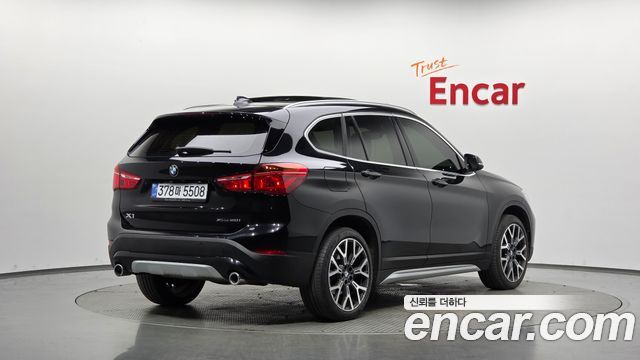 BMW X1 (F48) xDrive 20i xLine 2022 — фото 2