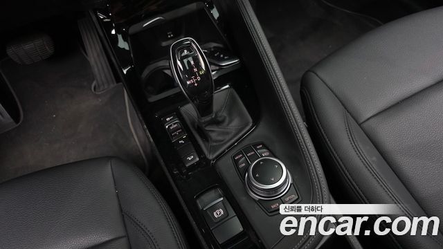 BMW X1 (F48) xDrive 20i xLine 2022 — фото 9
