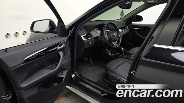BMW X1 (F48) xDrive 20i xLine 2022 — фото 10