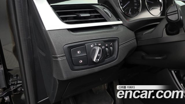 BMW X1 (F48) xDrive 20i xLine 2022 — фото 28