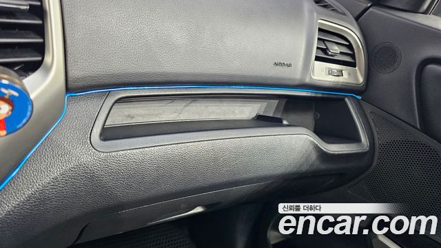 KG Mobility (SsangYong) Tivoli VX 2WD 2016 — фото 35