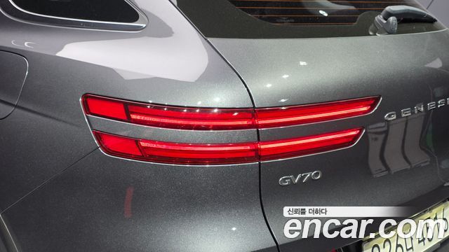 Genesis GV70 2.5T Gasoline 2WD 2021 — фото 23
